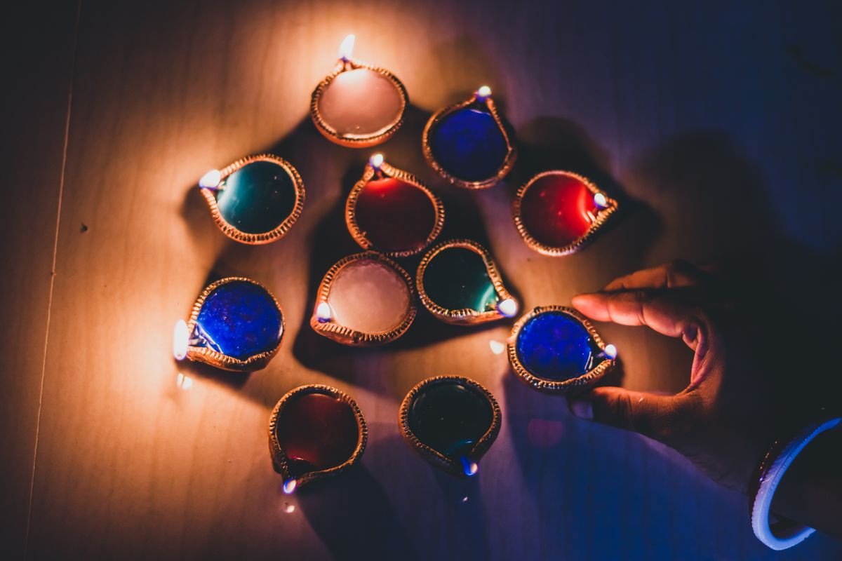 Lit Diwali diyas, planning festive season ad budgets for Meta and Google Ads